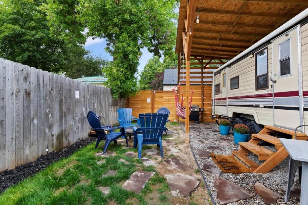 #Stayinmydistrict Twin Falls Backyard Glamper Εξωτερικό φωτογραφία