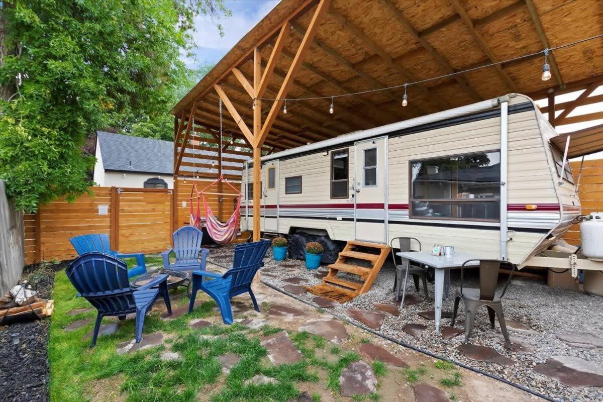 #Stayinmydistrict Twin Falls Backyard Glamper Εξωτερικό φωτογραφία